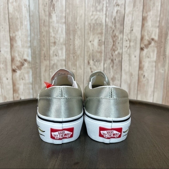 Vans Classic Slip-On Sidewall Flame Platform Sneaker Size 13.5 Girls - Picture 6 of 11